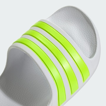 ADIDAS SPORTSWEAR Σαγιονάρα 'ADILETTE AQUA K' σε λευκό