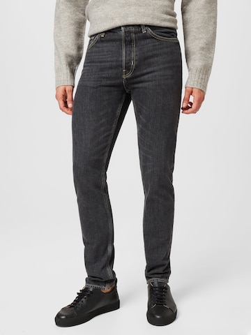 WEEKDAY Tapered Jeans 'Pine Sea' in Zwart: voorkant