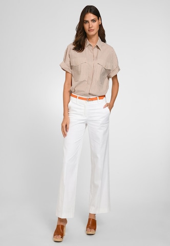 St. Emile Boot cut Pleated Pants in White