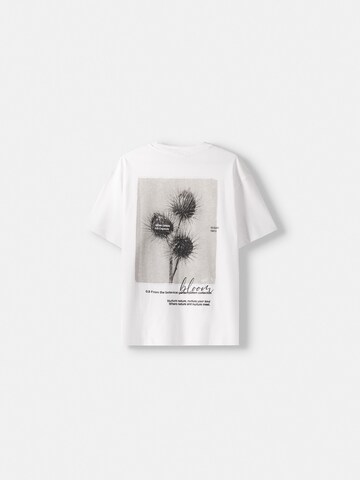 T-Shirt Bershka en blanc