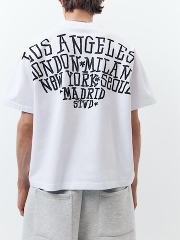 Tricou 'STWD' de la Pull&Bear pe alb