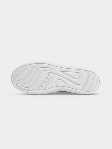 GUESS Sneaker 'Fireup' in Schwarz