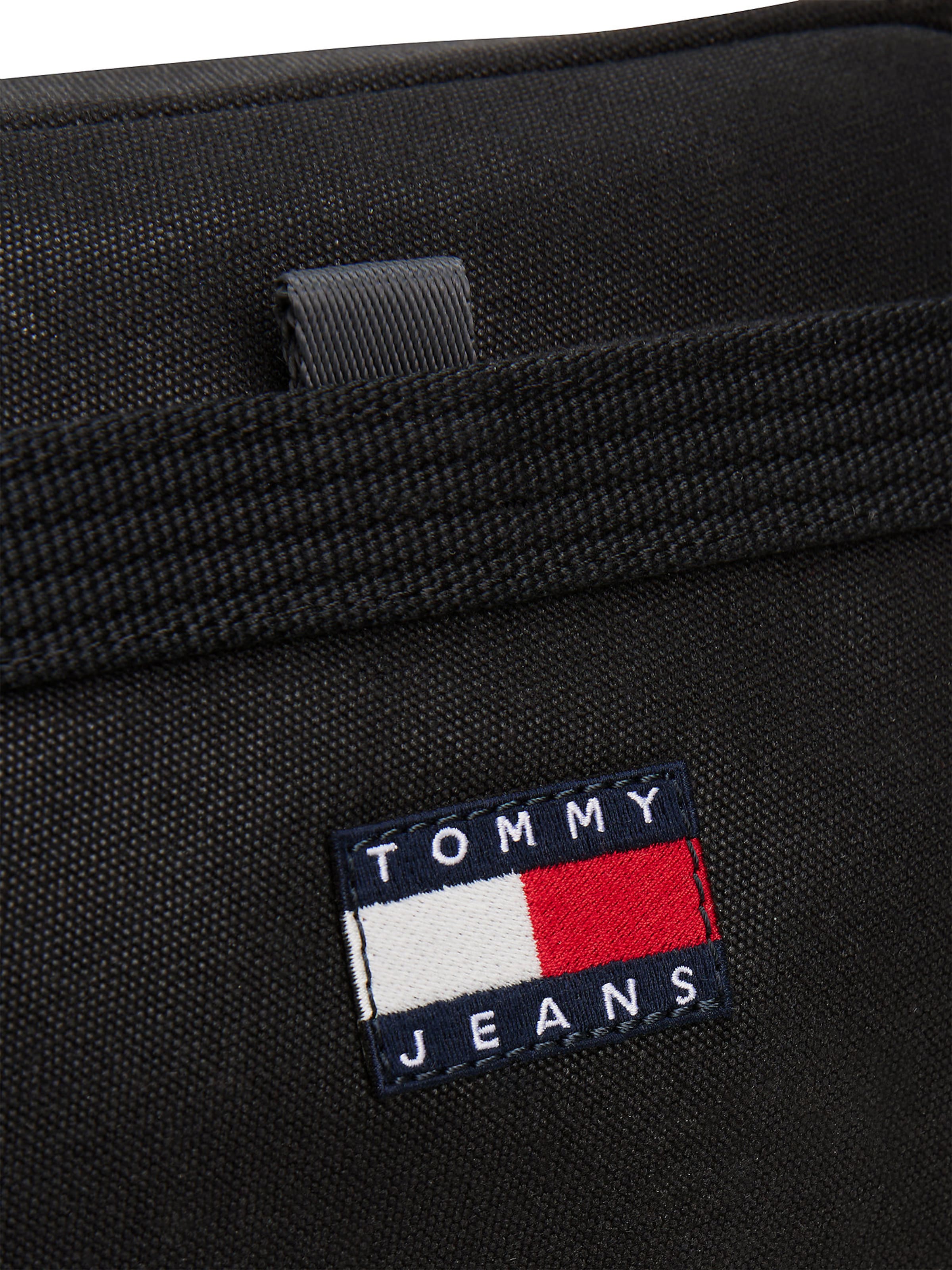 Tommy Jeans Τσάντα ώμου σε μαύρο