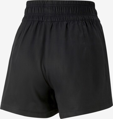 PUMA Loosefit Shorts 'T7' in Schwarz