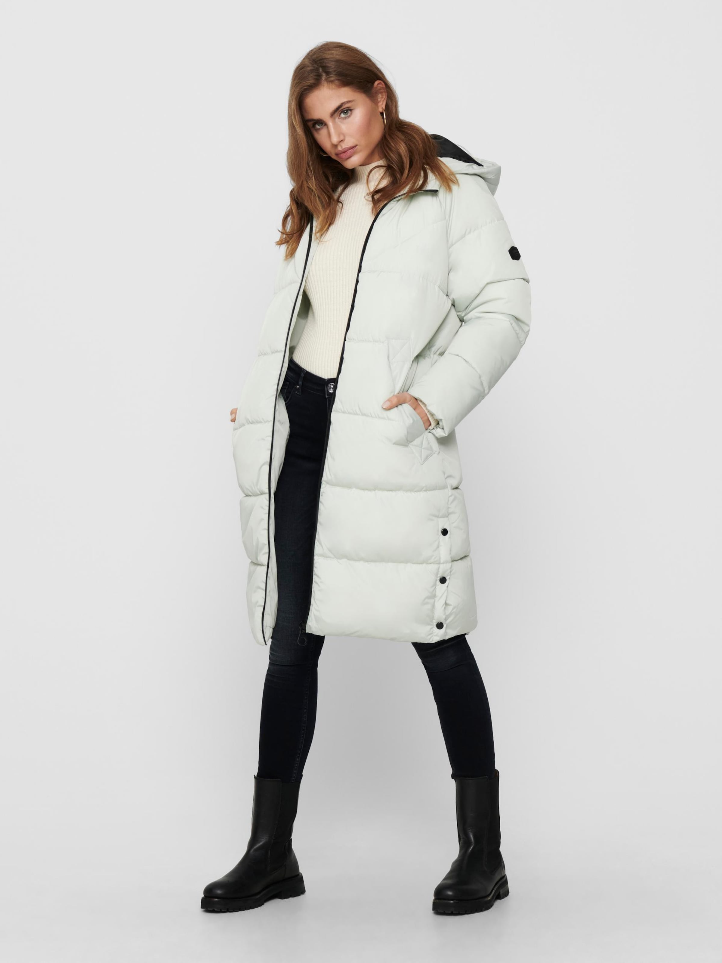 Vêtements Manteau d’hiver Amanda ONLY en Blanc 