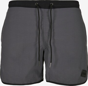 Shorts de bain Urban Classics en gris : devant