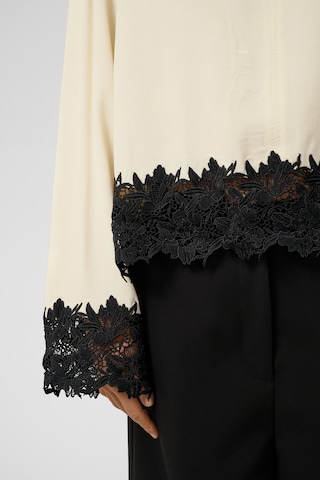 SOAKED IN LUXURY - Camiseta 'Lantana' en beige