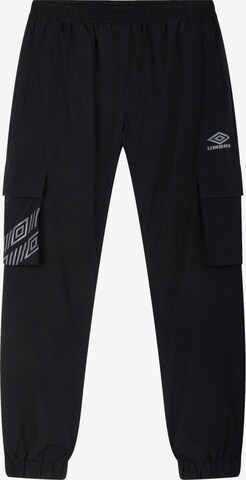 UMBRO Tapered Workout Pants in Black: front