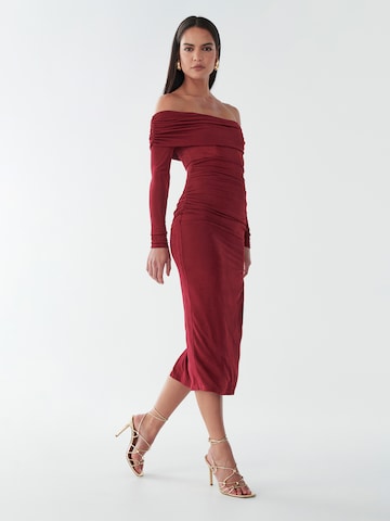 Rochie 'Piedra' de la BWLDR pe roșu: față