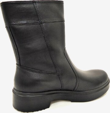 SUPERFIT Ankle Boots in Black