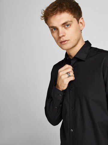 JACK & JONES - Slim Fit Camisa clássica em preto