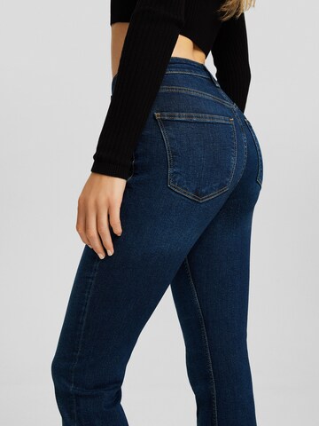 évasé Jean Bershka en bleu