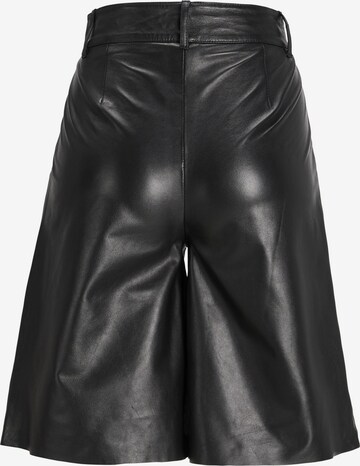 Wide leg Pantaloni con pieghe 'PEARL' di JJXX in nero