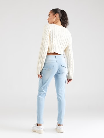 Regular Jeans cargo '94AMELIE' Gang en bleu