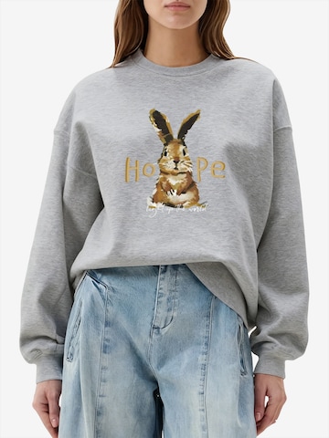 GORHEY Sweatshirt 'Women's Crew Neck Sweatshirt with Rabbit Print, Loose Long Sleeve Fleece Pullover' in Grau: Vorderseite
