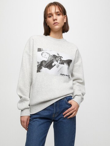 Pull&Bear Sweatshirt i grå: forside