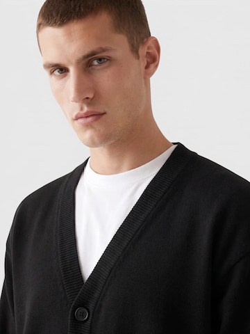 TRAPP Knit Cardigan in Black