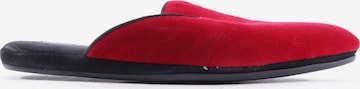 DOLCE & GABBANA Flats & Loafers in 38 in Red: front
