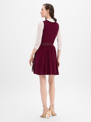 Robe Krüger Madl en violet