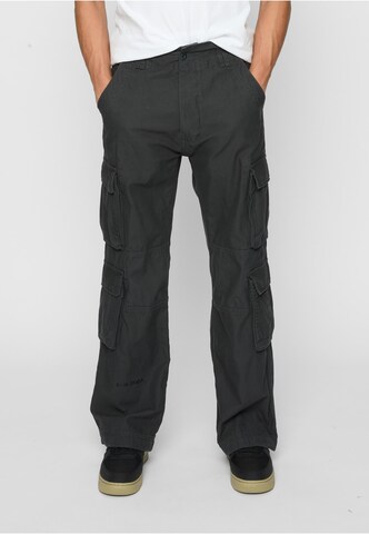 Loosefit Pantaloni cargo di 9N1M SENSE in grigio: frontale