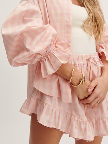 Tatiana Zidekova - Blusa en amarillo