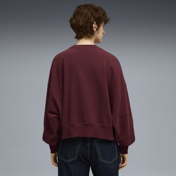Sweat-shirt 'Essentials' PUMA en rouge