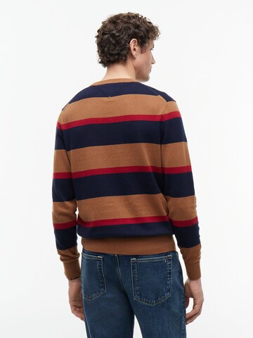 TOMMY HILFIGER Sweater in Brown