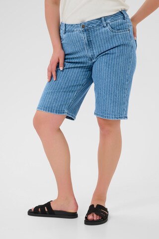 KAFFE CURVE Regular Shorts 'Reeca' in Blau