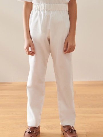 balta Next Standartinis Kelnės: priekis