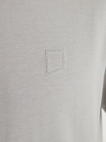 CHASIN' Shirt 'Brace-B' in Grau