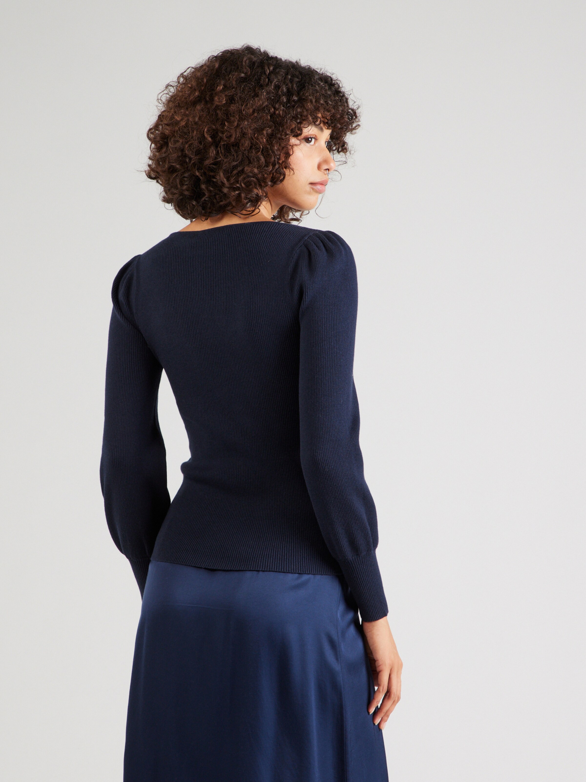 Pull col carré femme hotsell