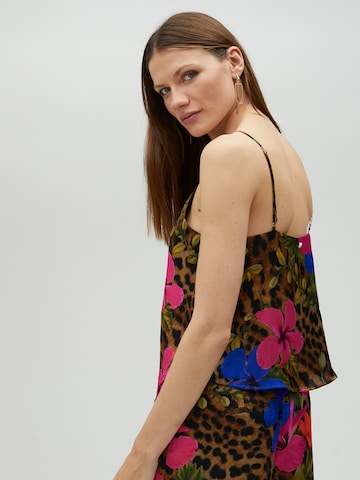 Top di Lola Casademunt in marrone