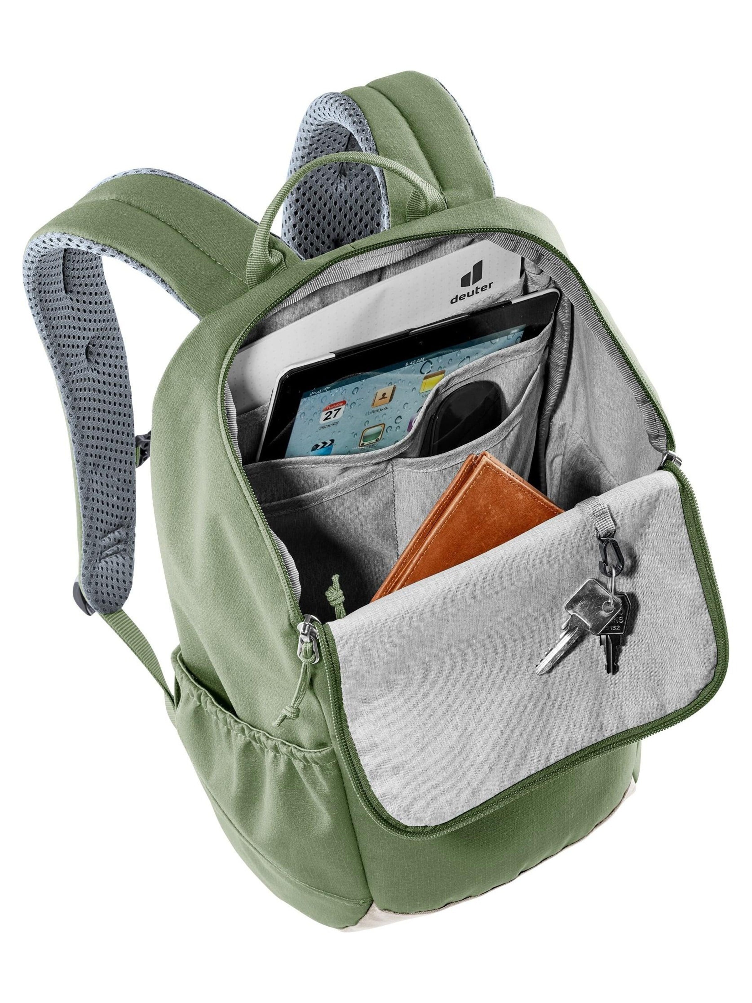 DEUTER Backpack in Green