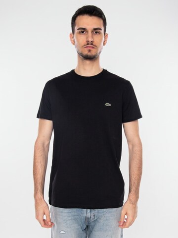 T-Shirt LACOSTE en noir : devant