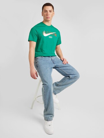 T-Shirt 'Club' Nike Sportswear en vert