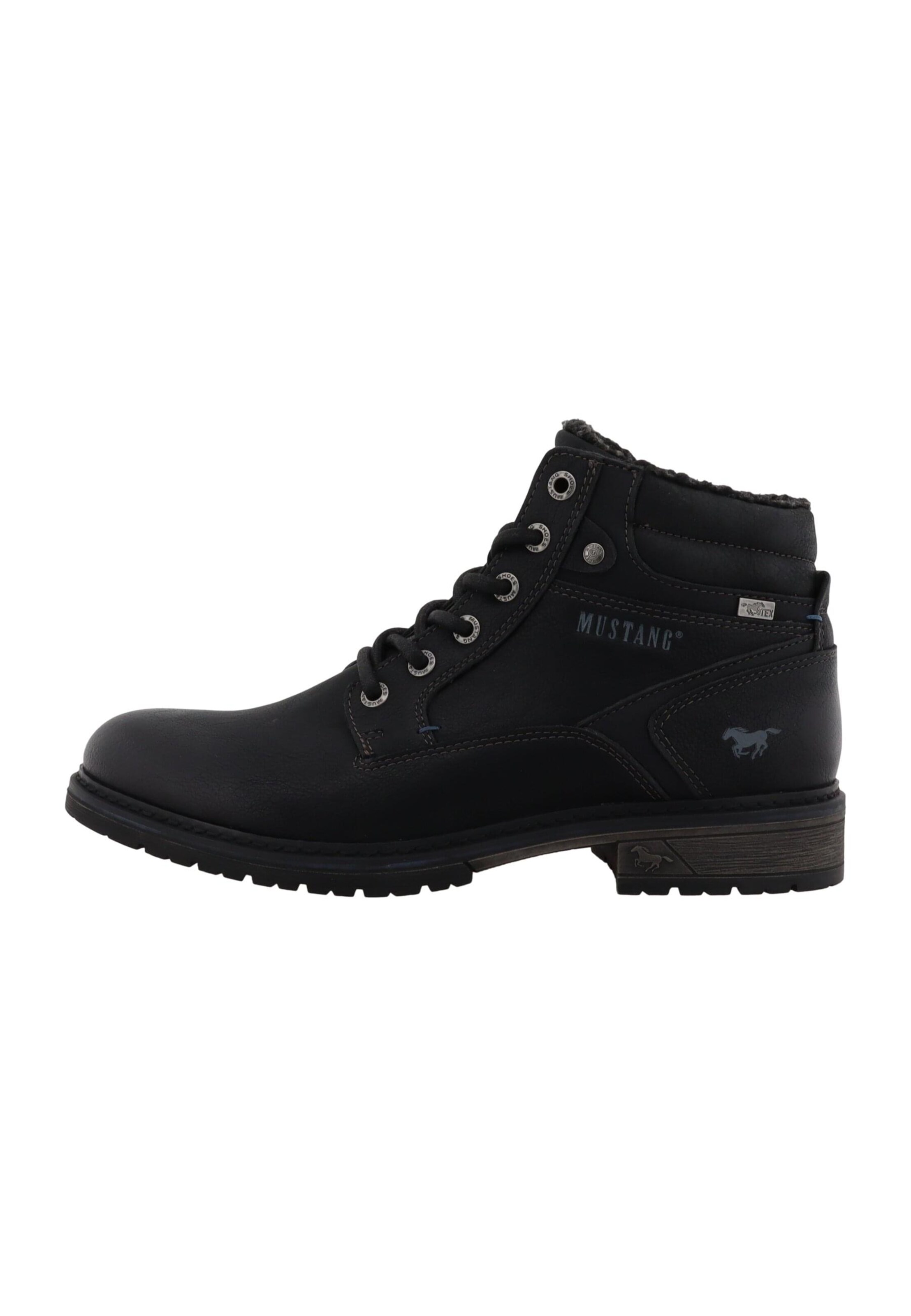 MUSTANG - Botas con cordones en negro