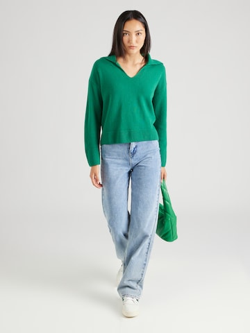 UNITED COLORS OF BENETTON Sweater in Green