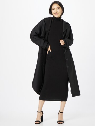 Robe 'Bea' Notes du Nord en noir