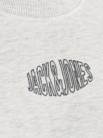 JACK & JONES Суичър 'World' в сиво