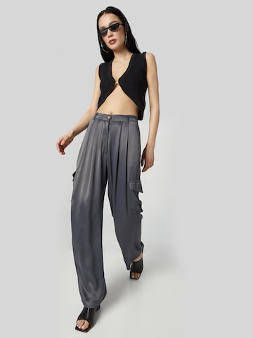 ABOUT YOU x Chiara Biasi Loose fit Pleat-Front Pants 'Iris' in Grey