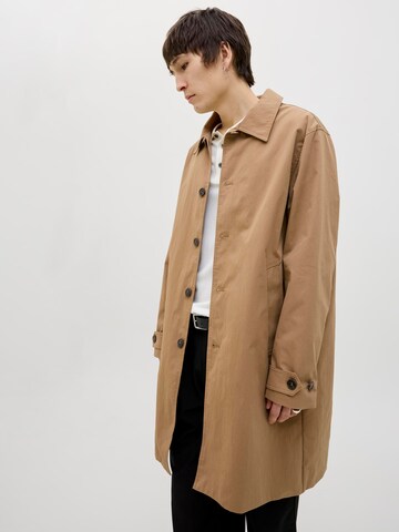 JACK & JONES - Abrigo de entretiempo 'JPRCCMILES' en marrón