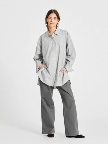 Gai+Lisva Blouse 'Bella' in Grey