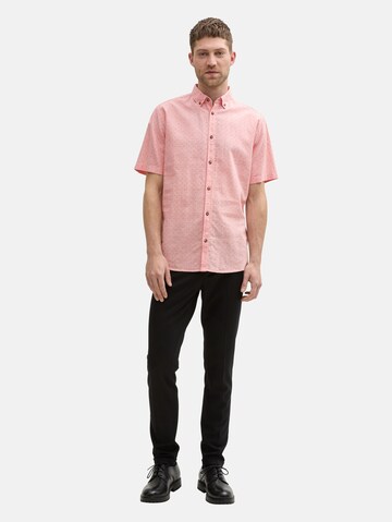 Coupe regular Chemise TOM TAILOR en rouge