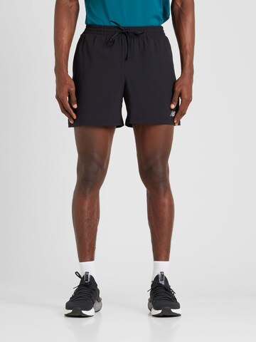 new balance Loosefit Sportbroek in Zwart: voorkant