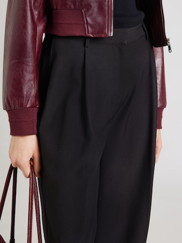 ABOUT YOU Regular Pantalon in Zwart