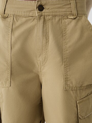 Bershka Wide leg Cargo trousers in Brown