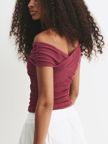 Maglietta di Pull&Bear in rosso