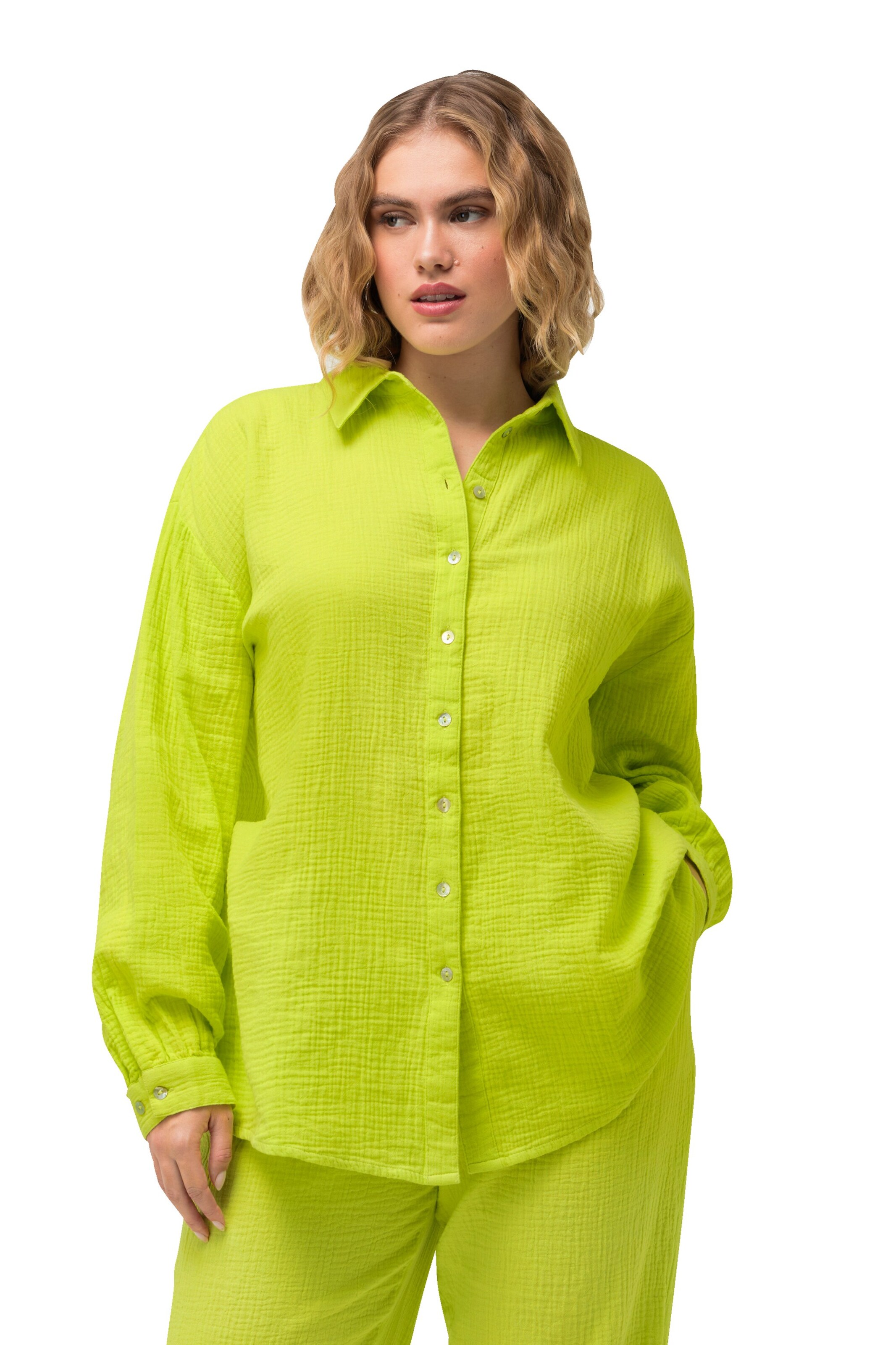 Ulla Popken Blouse in Green: front