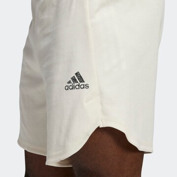 regular Pantaloni sportivi di ADIDAS SPORTSWEAR in bianco