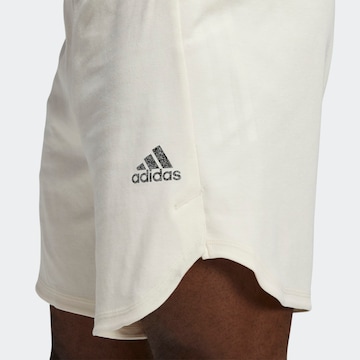 regular Pantaloni sportivi di ADIDAS SPORTSWEAR in bianco